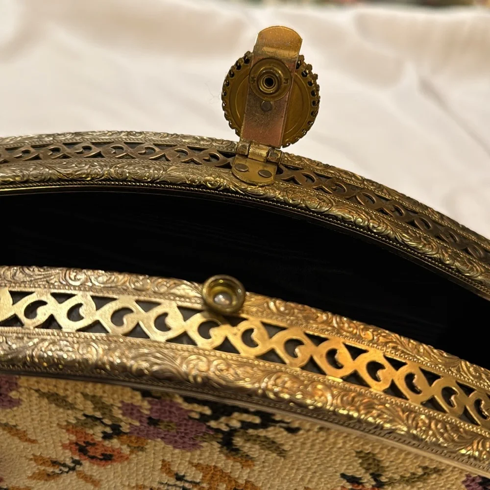 Vintage 1950’s Filigree Metal & Needlepoint Handbag Purse - Picture 8 of 17